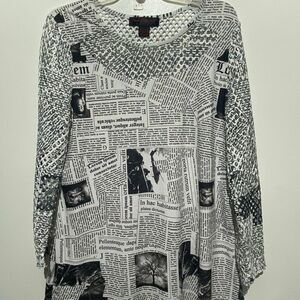 Pleats Collection Women's Black White Newspaper Print Long Sleeve T-Shirt Large